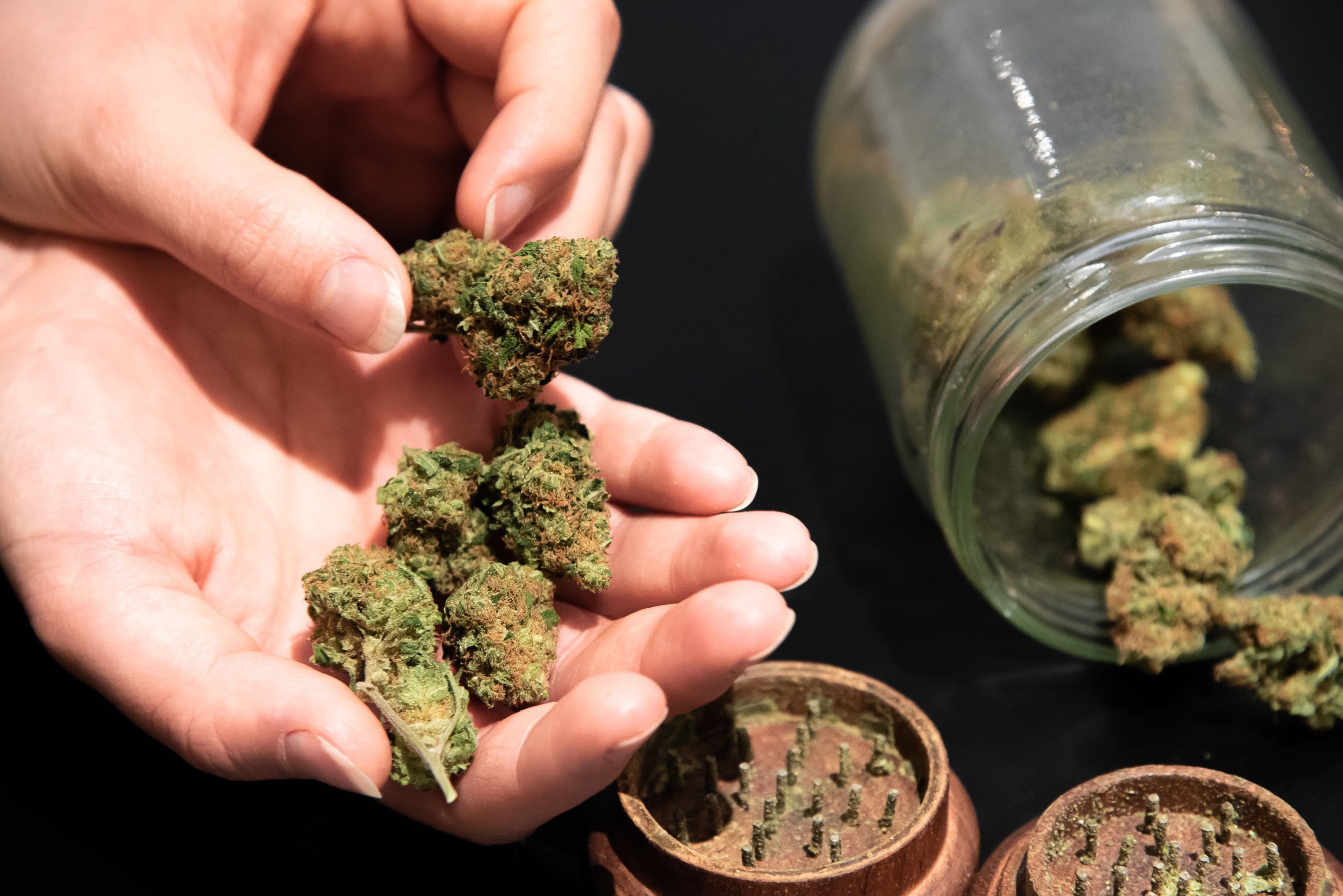 How to Compare Cannabis Products: A Flushing Shopper's Guide